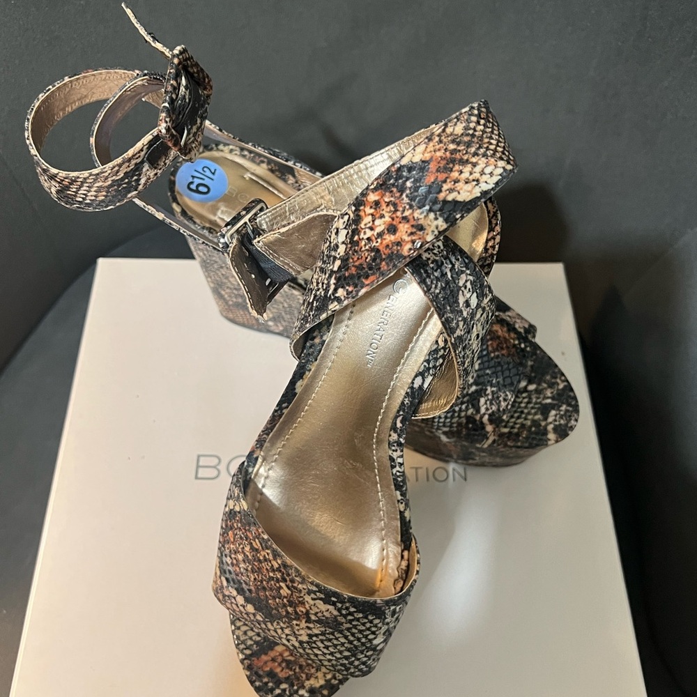 BCBG Women's Snakeskin Wedges - Black and Brown
